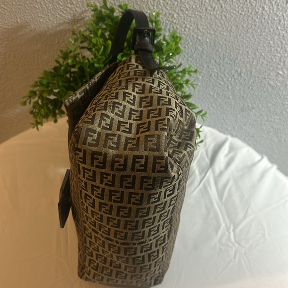 Authentic Fendi Baguette Shoulder cloth Handbag Zucca print, very classy - Picture 8 of 15